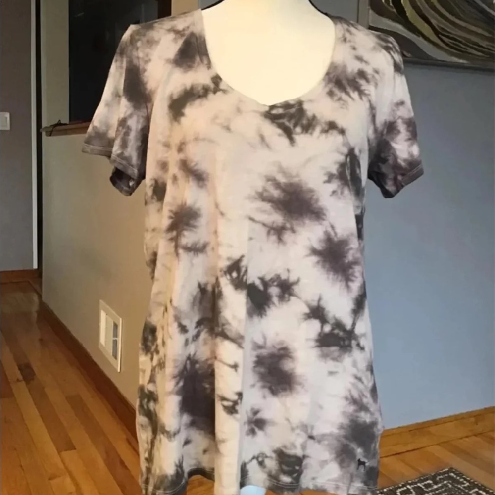 New PINK T-shirt size L